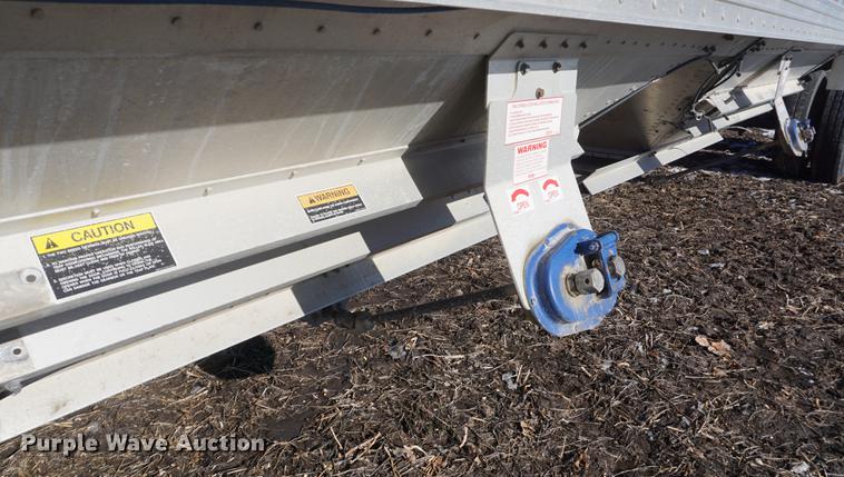 image for item DF1687 2016 Timpte Super Hopper double hopper grain trailer