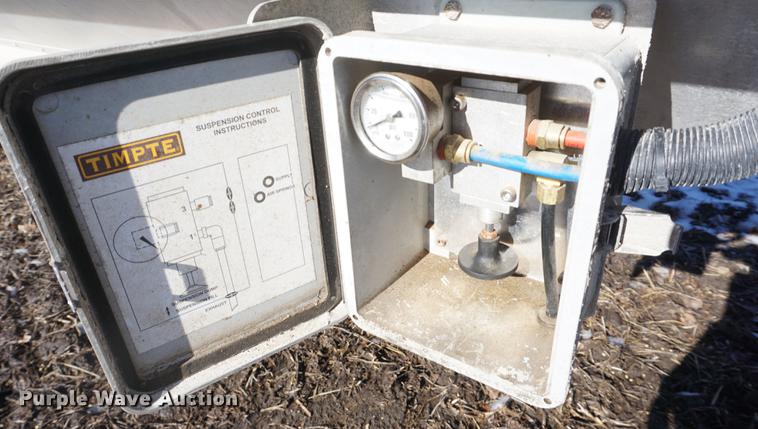 image for item DF1687 2016 Timpte Super Hopper double hopper grain trailer