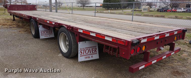 image for item DF1733 2008 Fontaine drop deck trailer