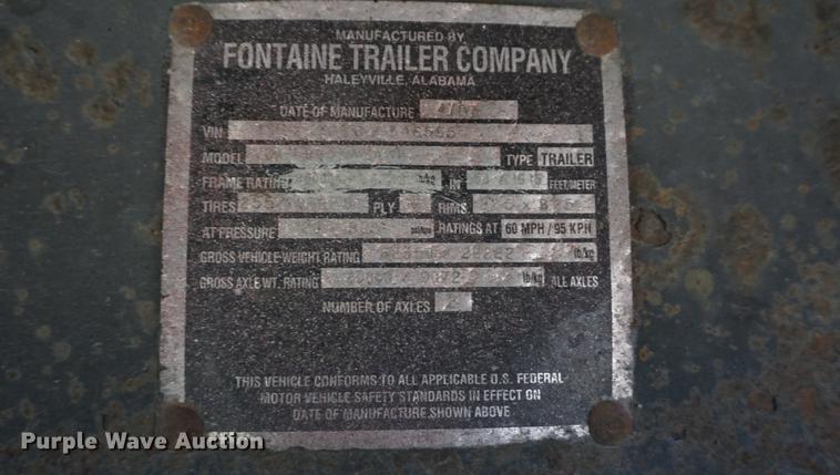 image for item DF1733 2008 Fontaine drop deck trailer