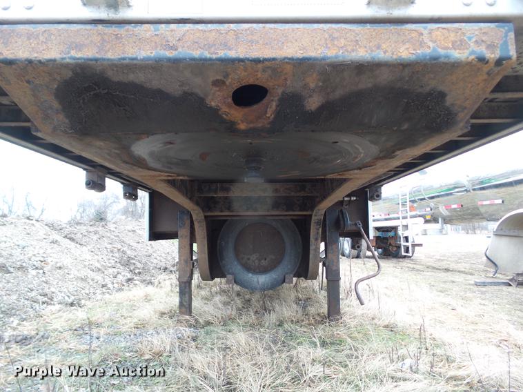 image for item EM9063 2007 Utilty drop deck trailer