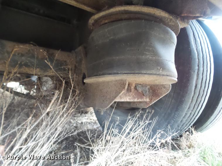 image for item EM9063 2007 Utilty drop deck trailer