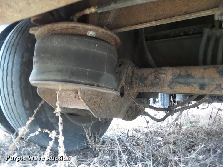 image for item EM9063 2007 Utilty drop deck trailer