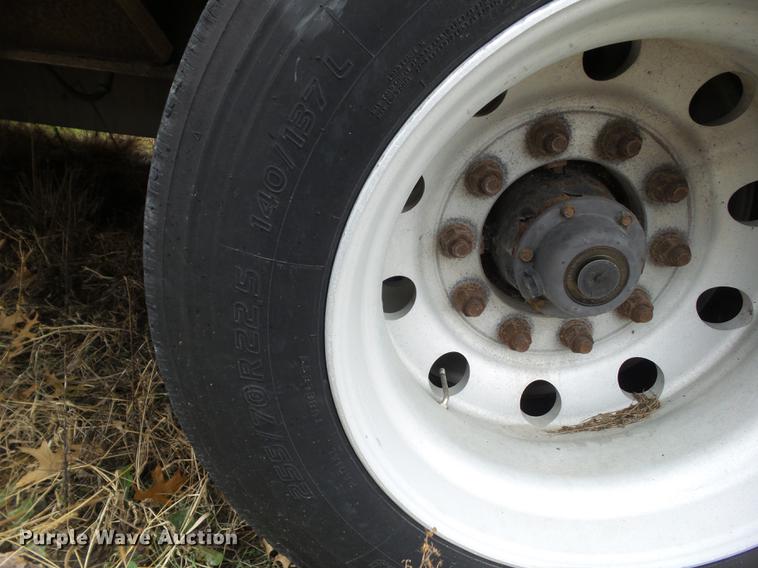 image for item EM9063 2007 Utilty drop deck trailer