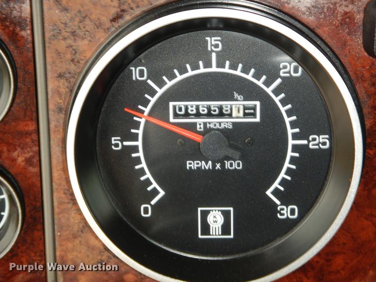 image for item ER9297 2009 Kenworth T370 semi truck