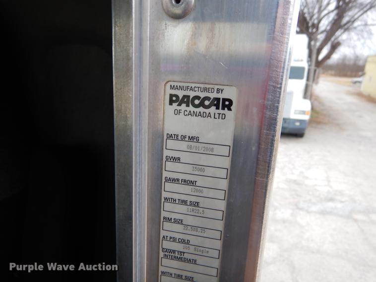 image for item ER9297 2009 Kenworth T370 semi truck