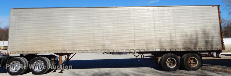 image for item ER9370 1972 Fruehauf dry van trailer