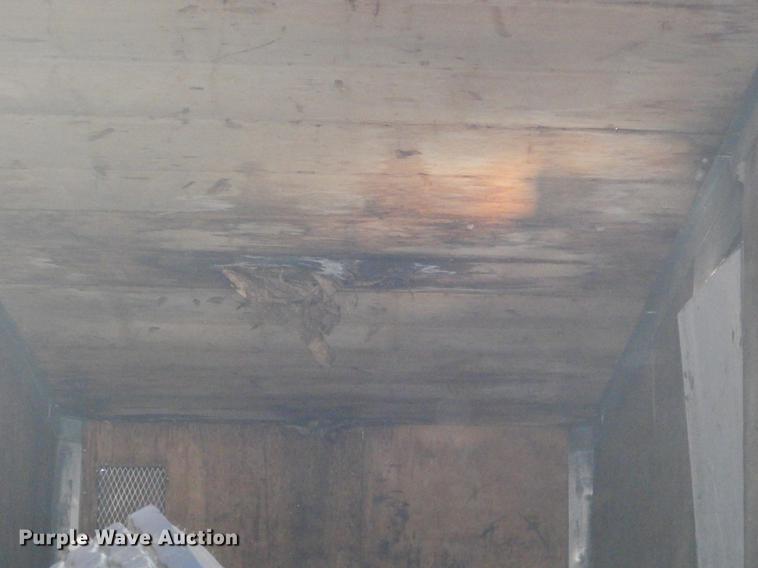 image for item ER9370 1972 Fruehauf dry van trailer