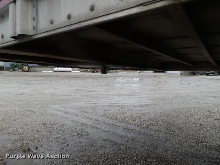 image for item EW9839 2007 Wilson PSDCL-402 livestock trailer
