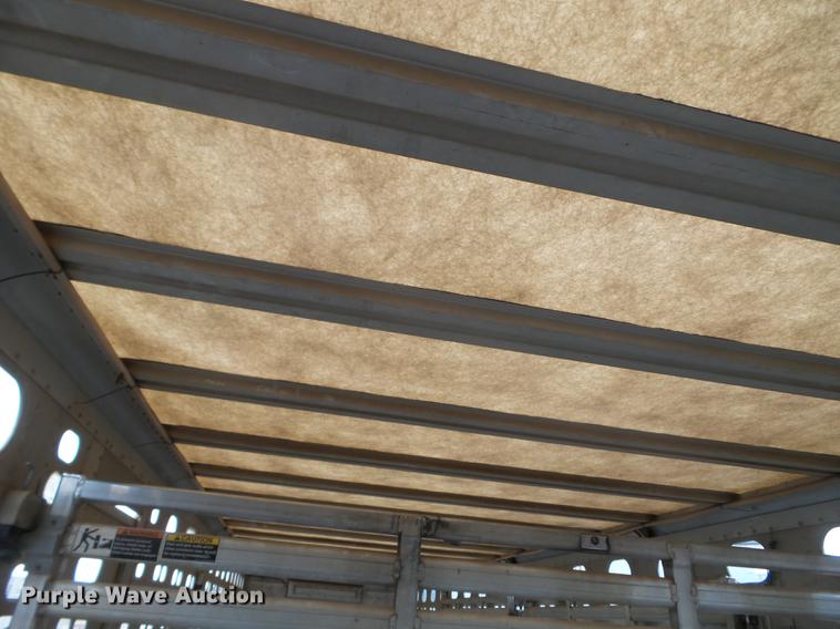image for item EW9839 2007 Wilson PSDCL-402 livestock trailer