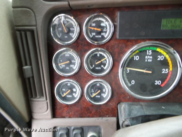 image for item EW9842 2013 Freightliner Coronado glider kit semi truck