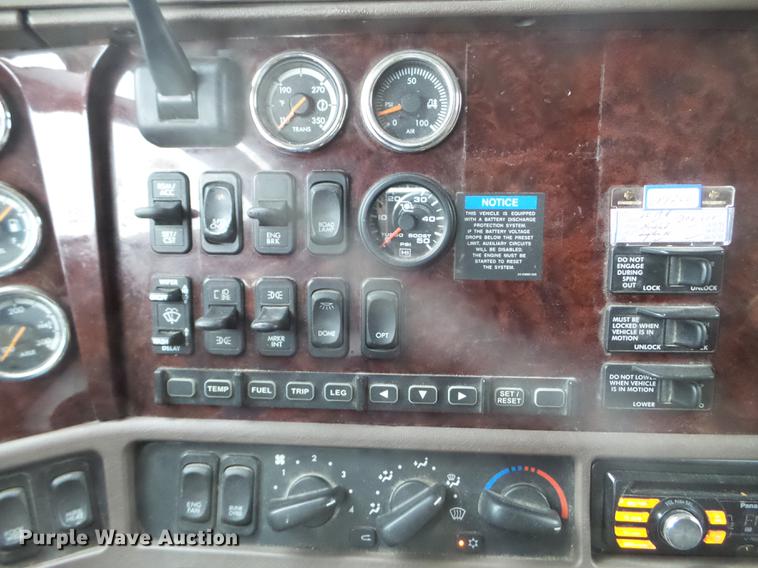 image for item EW9842 2013 Freightliner Coronado glider kit semi truck