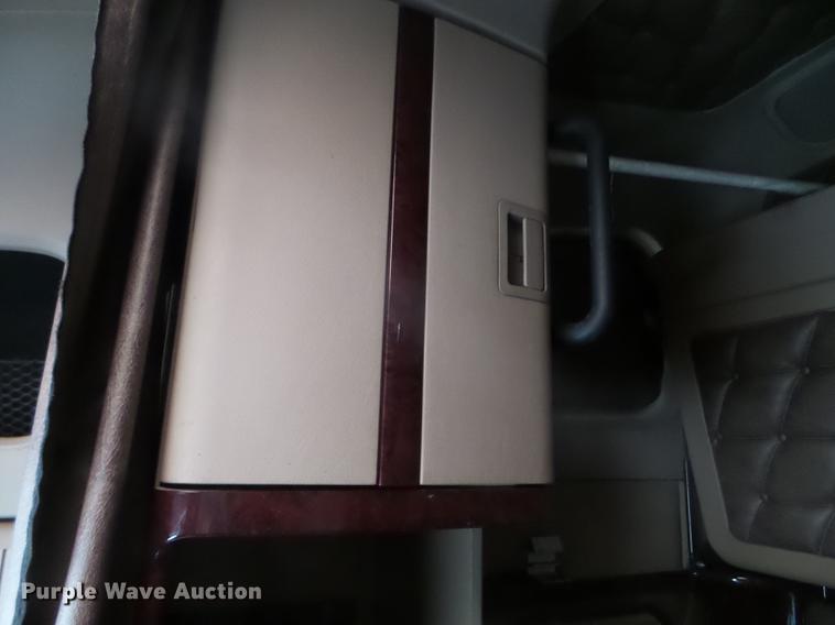 image for item EW9842 2013 Freightliner Coronado glider kit semi truck