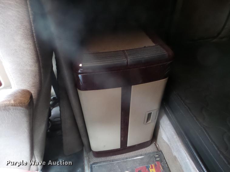 image for item EW9842 2013 Freightliner Coronado glider kit semi truck