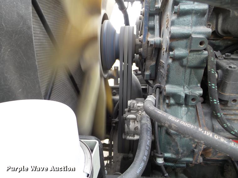 image for item EW9842 2013 Freightliner Coronado glider kit semi truck