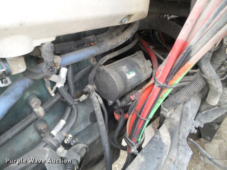 image for item EW9842 2013 Freightliner Coronado glider kit semi truck