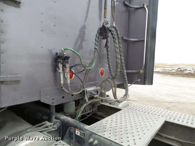 image for item EW9842 2013 Freightliner Coronado glider kit semi truck