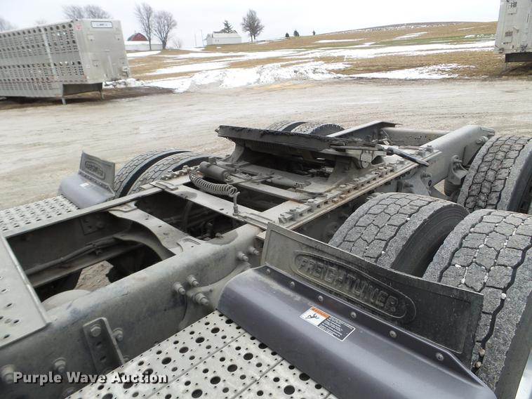 image for item EW9842 2013 Freightliner Coronado glider kit semi truck