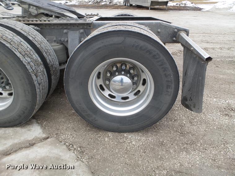 image for item EW9842 2013 Freightliner Coronado glider kit semi truck