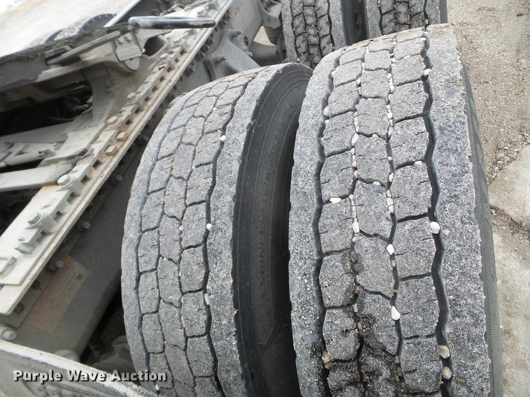 image for item EW9842 2013 Freightliner Coronado glider kit semi truck