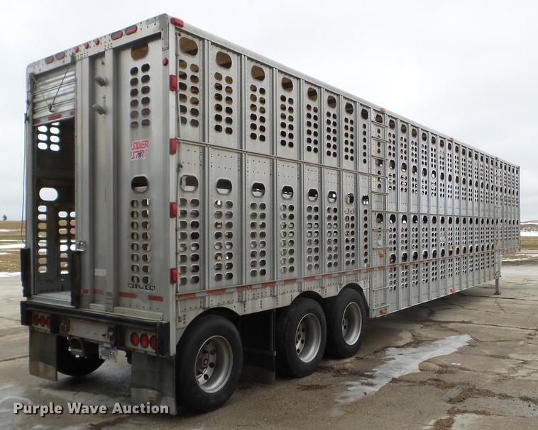 image for item EW9843 2005 Wilson PSDCL-402 livestock trailer