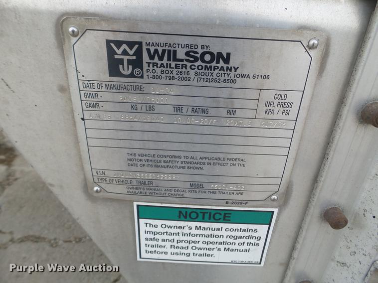 image for item EW9843 2005 Wilson PSDCL-402 livestock trailer