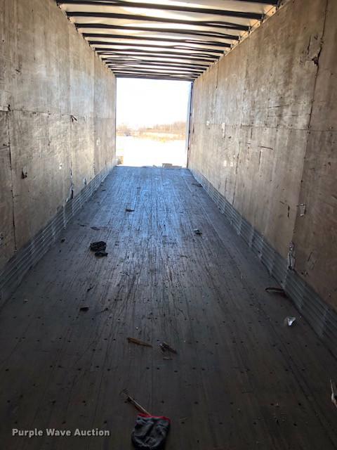 image for item G1466 1990 Stoughton dry van trailer