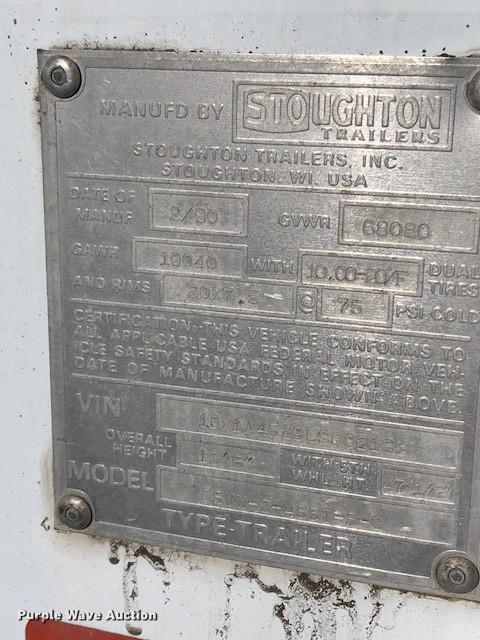 image for item G1466 1990 Stoughton dry van trailer