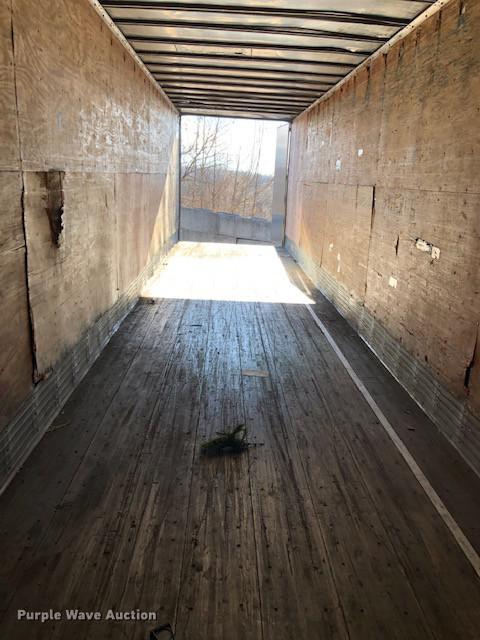 image for item G1467 1995 Monon dry van trailer