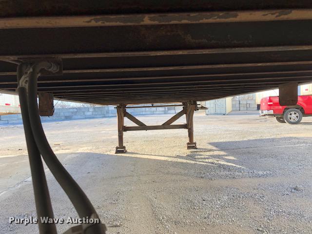 image for item G1469 1995 Monon dry van trailer