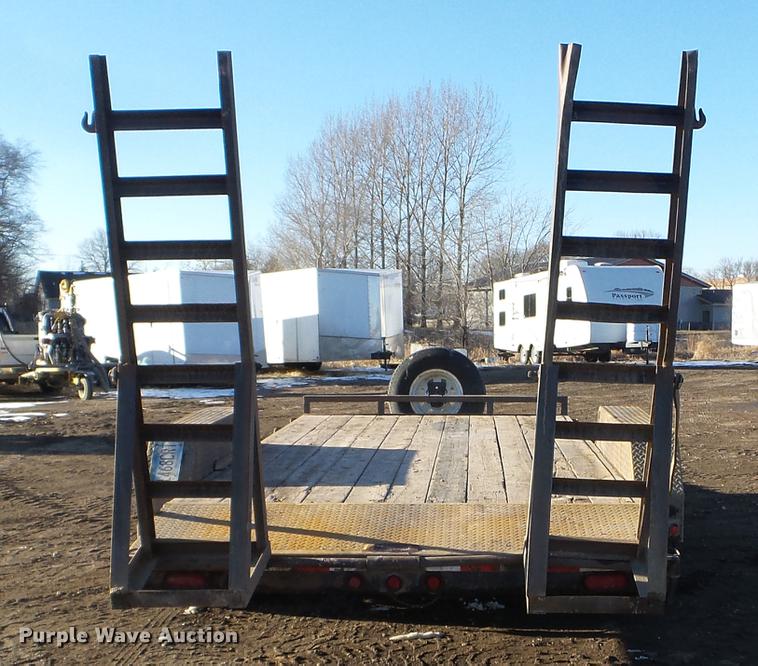 image for item DD0706 2003 PJ utility trailer