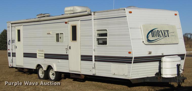 image for item DD0709 2000 Hornet camper