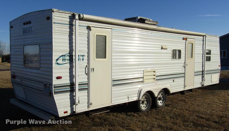 image for item DD0709 2000 Hornet camper