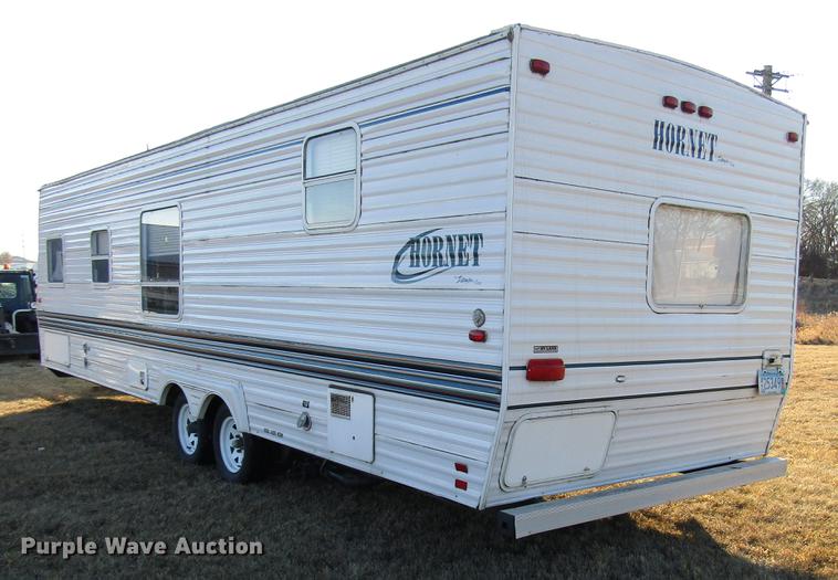 image for item DD0709 2000 Hornet camper