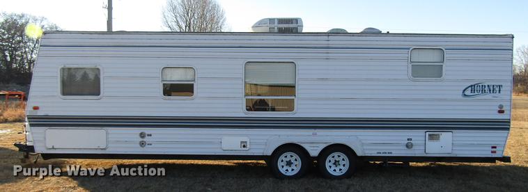 image for item DD0709 2000 Hornet camper