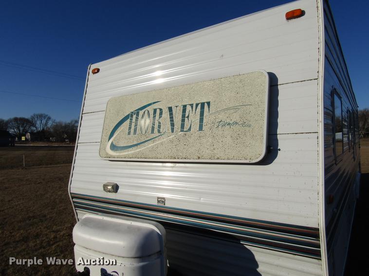 image for item DD0709 2000 Hornet camper