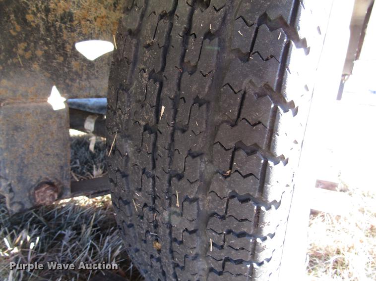 image for item DD0709 2000 Hornet camper