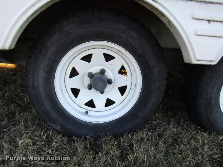 image for item DD0709 2000 Hornet camper