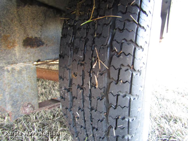 image for item DD0709 2000 Hornet camper