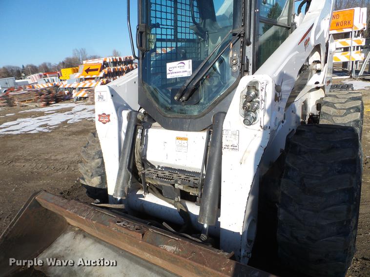 image for item DD0710 2014 Bobcat S850 skid steer