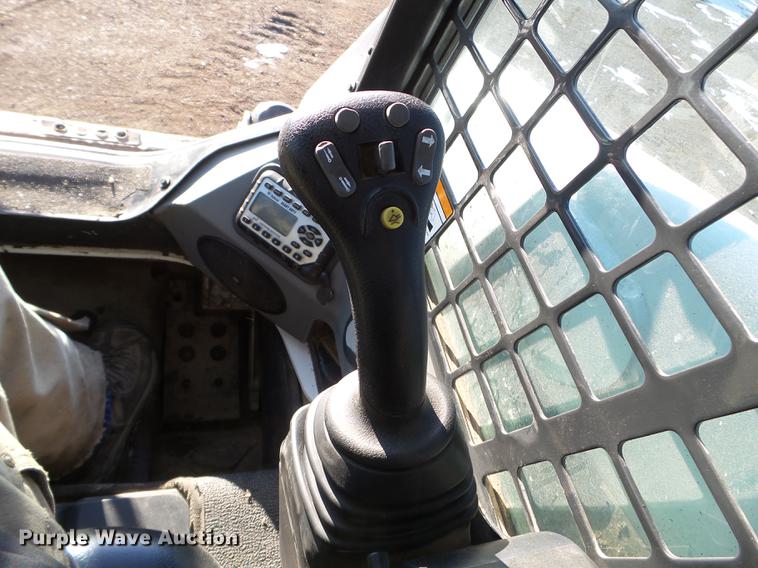 image for item DD0710 2014 Bobcat S850 skid steer