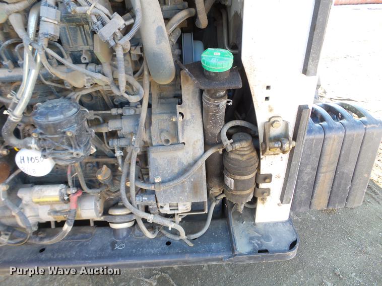 image for item DD0710 2014 Bobcat S850 skid steer