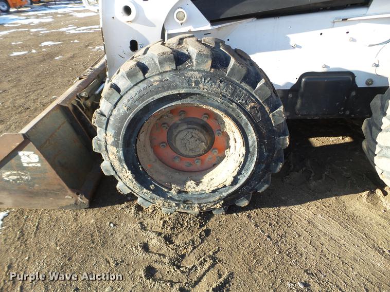 image for item DD0710 2014 Bobcat S850 skid steer