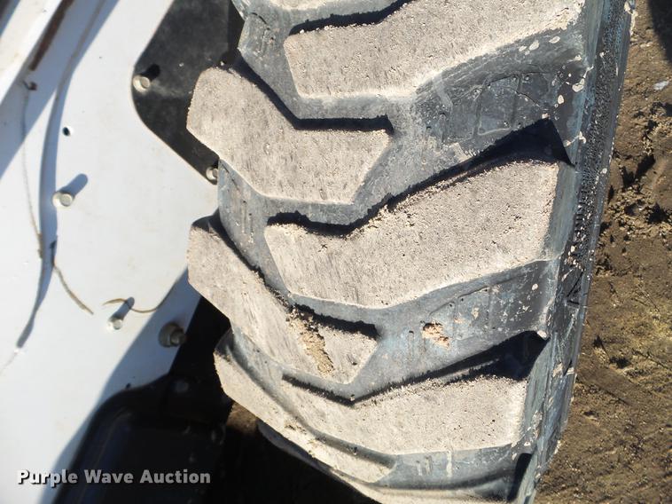 image for item DD0710 2014 Bobcat S850 skid steer
