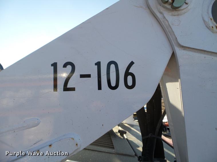 image for item DD0710 2014 Bobcat S850 skid steer