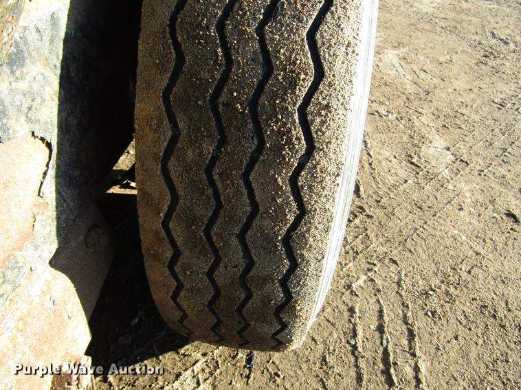 image for item DD0711 2014 Loadmax equipment trailer