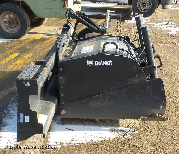 image for item DD0712 Bobcat 24PLA cold planer