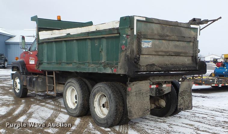 image for item DD0717 2002 GMC C7500 dump truck