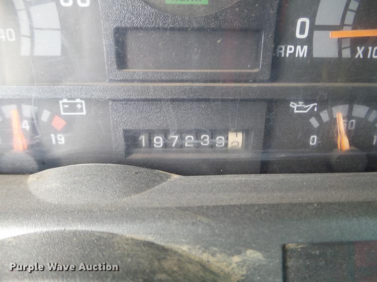 image for item DD0717 2002 GMC C7500 dump truck