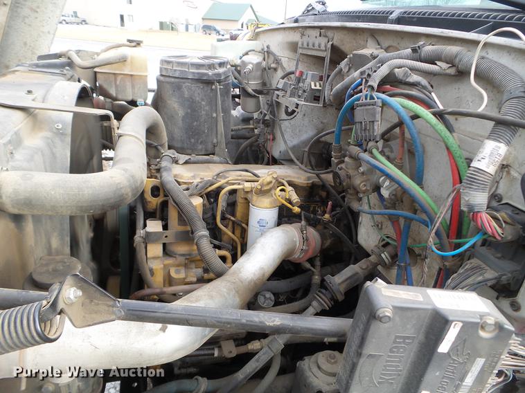 image for item DD0717 2002 GMC C7500 dump truck